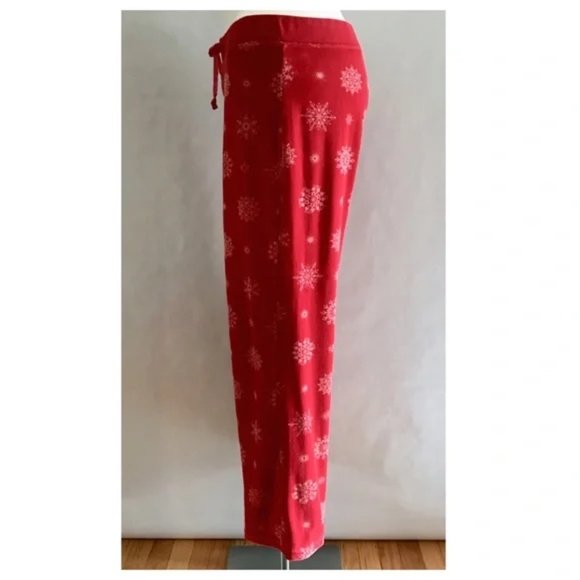 Old Navy Red Velour Pants & Naughty Nice L/S Tee Top - Picture 3 of 10